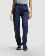 velcro fastening and pleat.· Reinforced inner thigh.· Double fabric on knee pads.· Small right side pocket without flap.