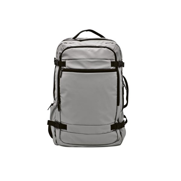 The Galindo is a business-inspired backpack engineered in rPET