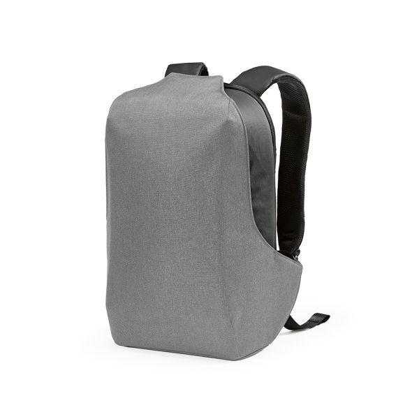 The Abrantes is a 20L backpack made from rPET with PU coating featuring a hidden TSA-approved lock. All panels have an anti-cut layer to protect the contents. Inside is a dedicated compartment for a 17" laptop