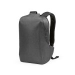 The Abrantes is a 20L backpack made from rPET with PU coating featuring a hidden TSA-approved lock. All panels have an anti-cut layer to protect the contents. Inside is a dedicated compartment for a 17" laptop