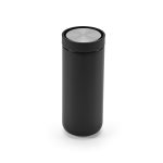 it's eco-conscious too. The 360º drink lid adds a dash of convenience and with its double-wall design