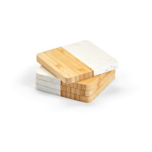 Kahlo is a set of 4 coasters made from bamboo and marble. Dimensions of 10x10x2.8cm ensure a perfect fit for your glasses. Delivered in a kraft box