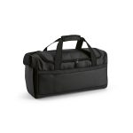 Sao Paulo M gym bag in rPET ripstop with 25L capacity. It features one spacious main compartment and a hidden zippered front pocket