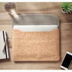 GRACE - Cork laptop bag magnetic flap - Image 4