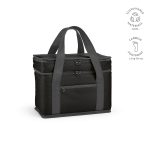 it features two compartments