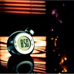 DROPPY - Water powered LCD desk clock - Image 5